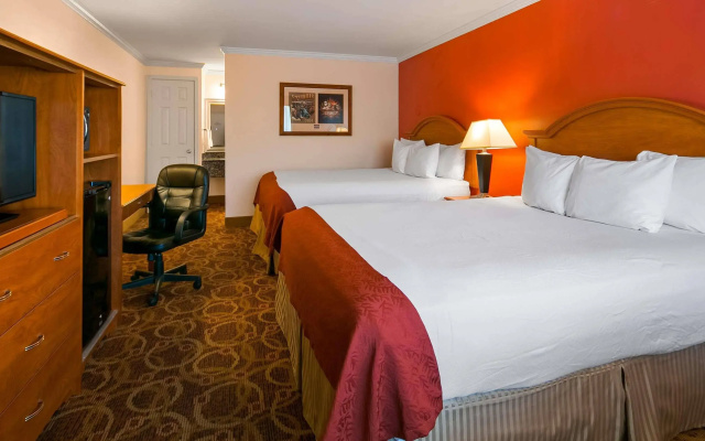 Sturgis Lodge & Suites, Travelodge by Wyndham