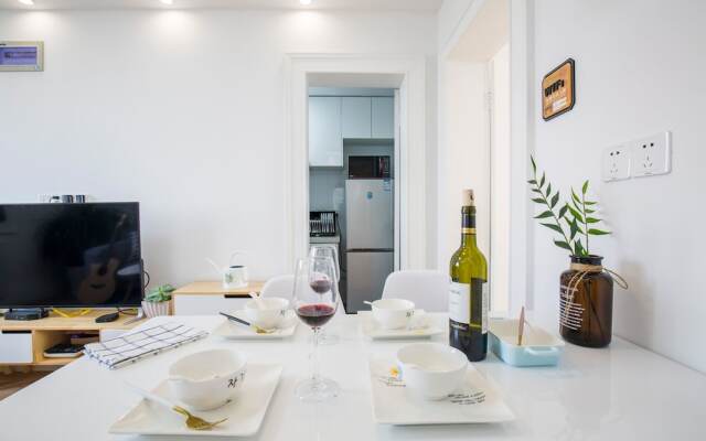 Lazy Apartment - Joy City