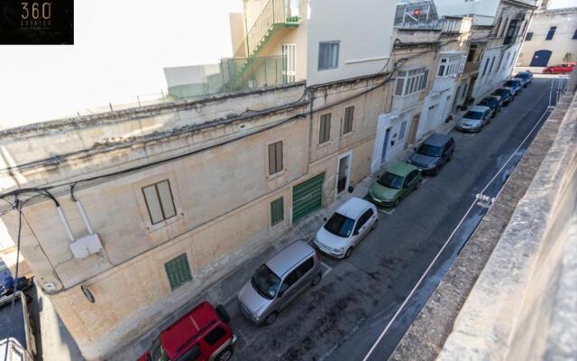 Amazing house in Sliema Central with BBQ & Parking by 360 Estates