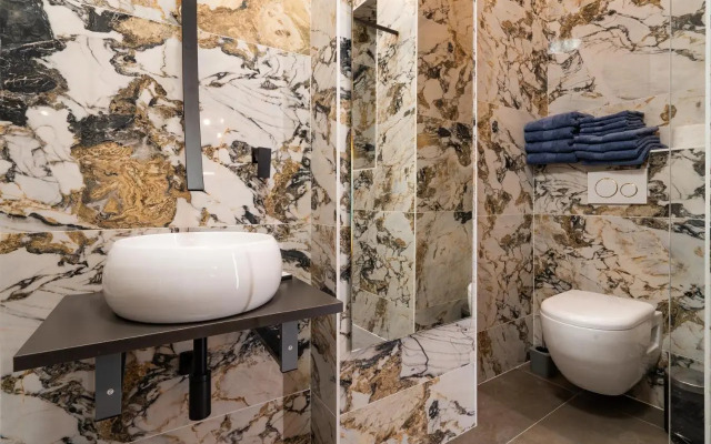 Emperor Castle View Suite