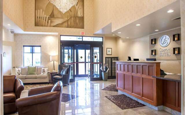 Comfort Suites West Warwick - Providence