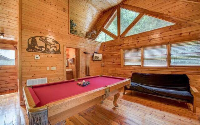 Creekside Romance - One Bedroom Cabin