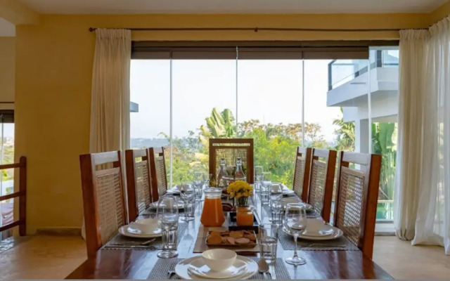 Cliffhouse by Hireavilla -5br w Pvt Pool in Saipem