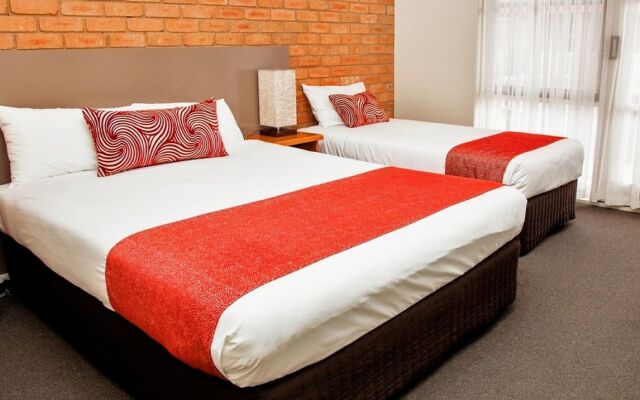 National Hotel Complex and Bendigo Central Apartments