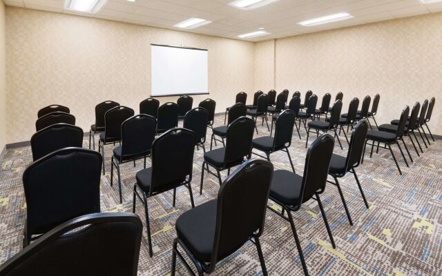 Hampton Inn Cleveland-Downtown