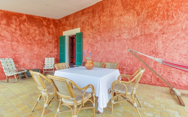 Villa in Consell With Private Pool, air Conditioning and Wifi