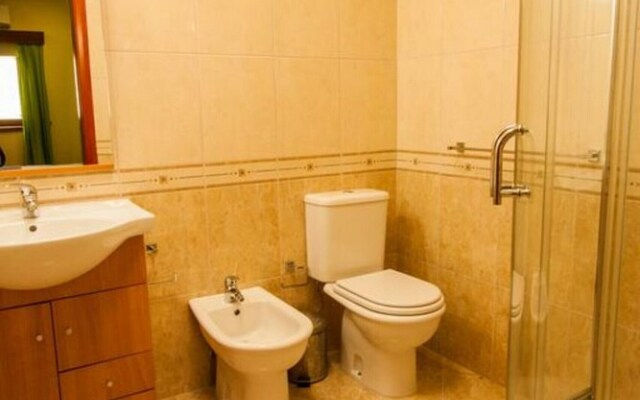 Rustic Home with Pool in A Valderez by Izibookings