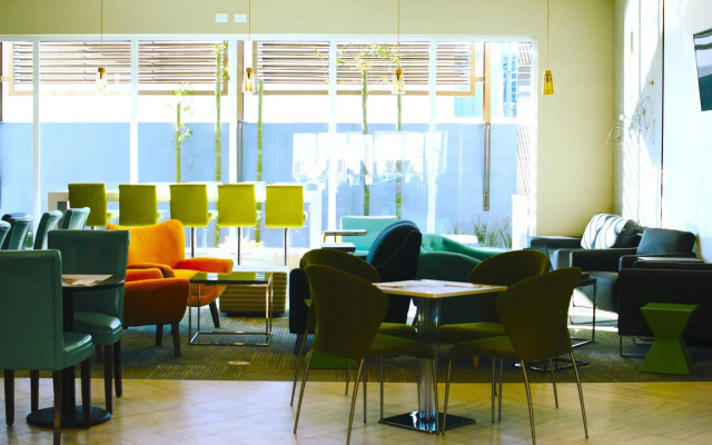 Holiday Inn Express & Suites Mexicali by IHG