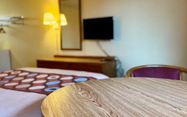 Super Inn