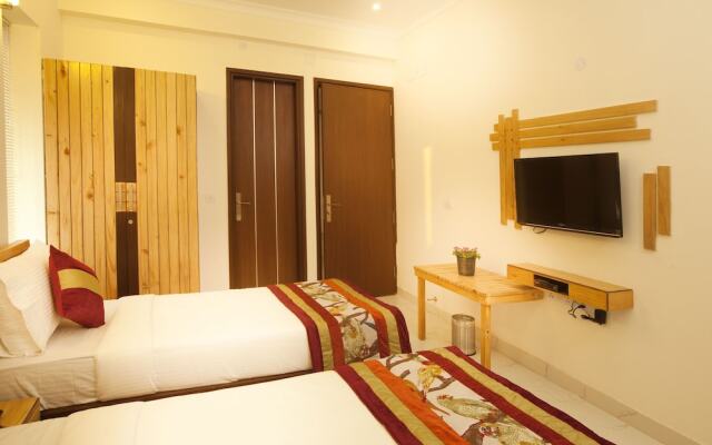 Capital O 325 Hotel Silver Star