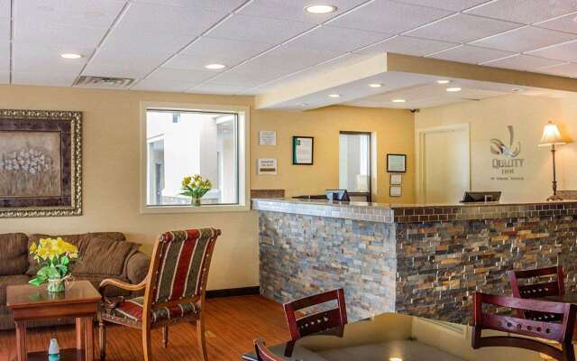 Quality Inn Waterbury East