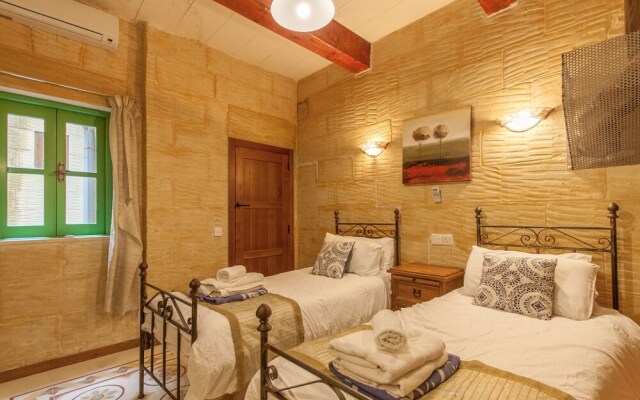 Gozitan Farmhouse with Pool - PP 3