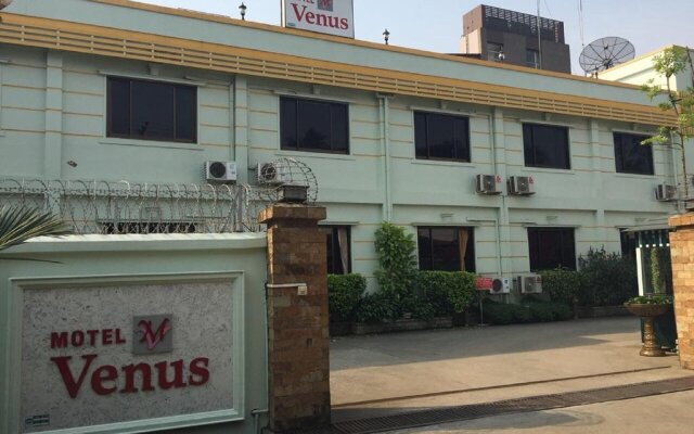 Motel Venus