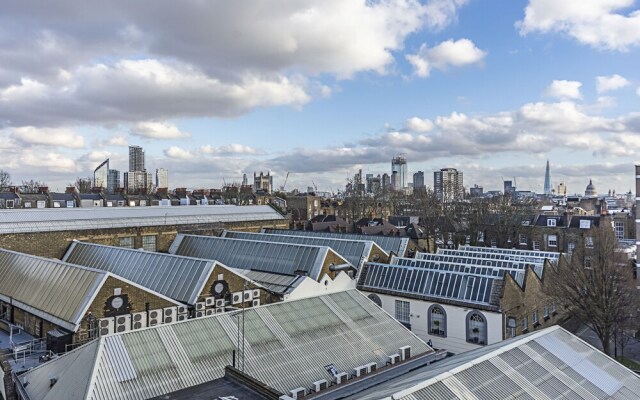 Splendid 3 Bedroom Apartment Kings Cross