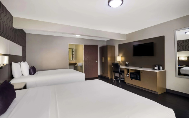 Sunset West Hotel, SureStay Collection by Best Western