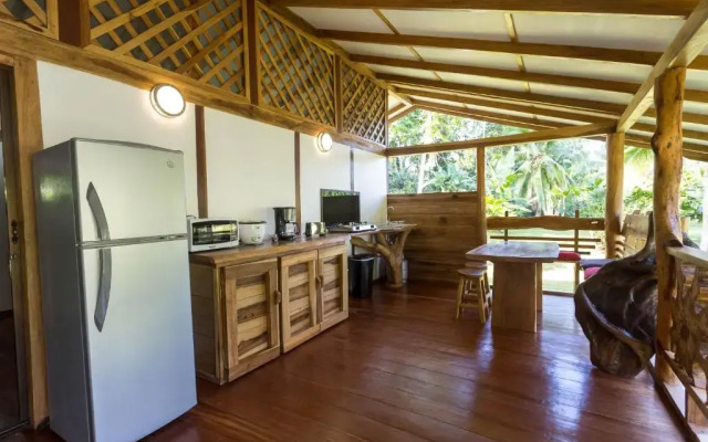 Passion Fruit Lodge