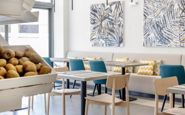 Aparthotel ILUNION Sancti Petri