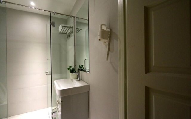 Camelia Holiday Home