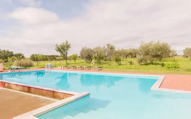 Thyme apt With Shared Pool