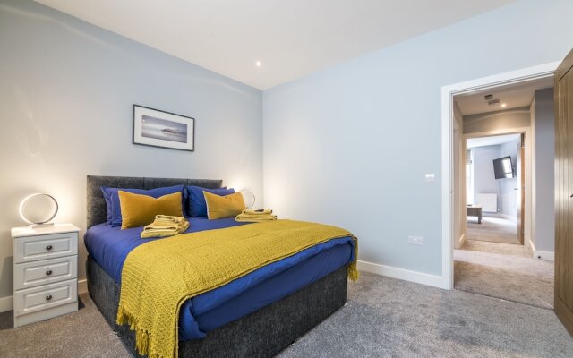Tipyn O Haul - 1 Bed Apartment - Tenby