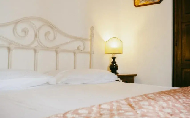 Hotel Fattoria degli Usignoli and Residence