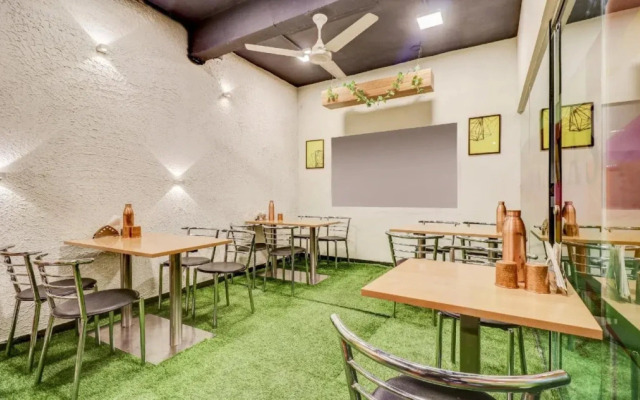 Hotel O NR Residency Near Nexus Mall Koramangala