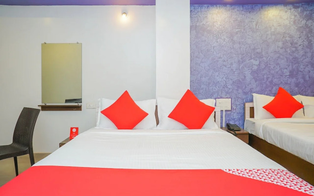 OYO 18653 Hotel Swami Samarth