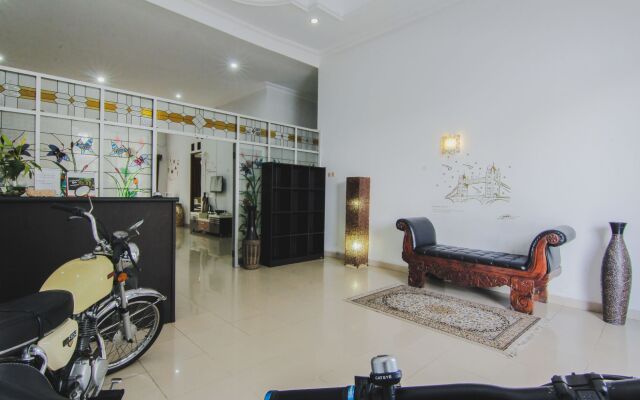 Super OYO Collection O 1061 Aliya Homestay