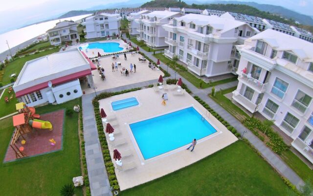 Daphne Apartments C Blok