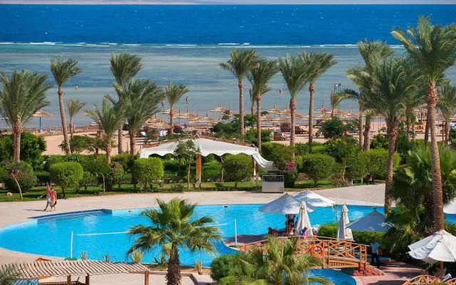 Amwaj Oyoun Resort & Casino