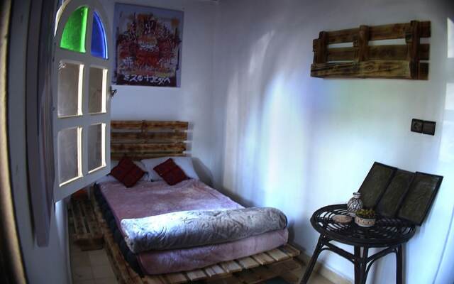 Tawsna Riad