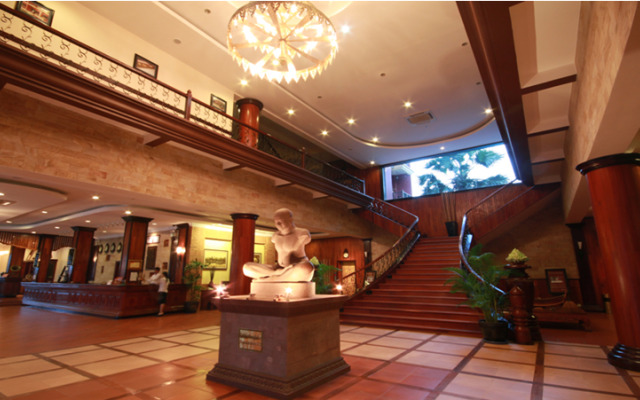 Apsara Holiday Hotel