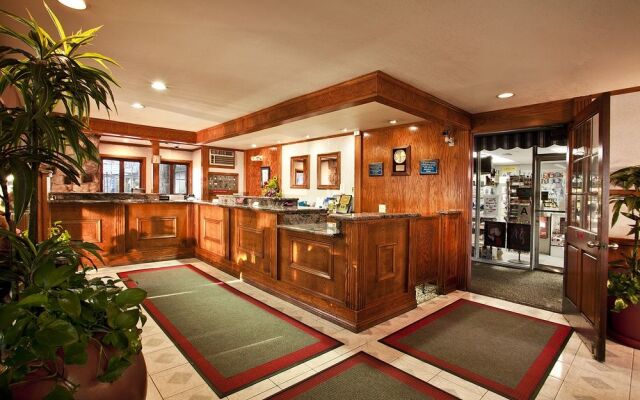 Travelodge Hotel at LAX