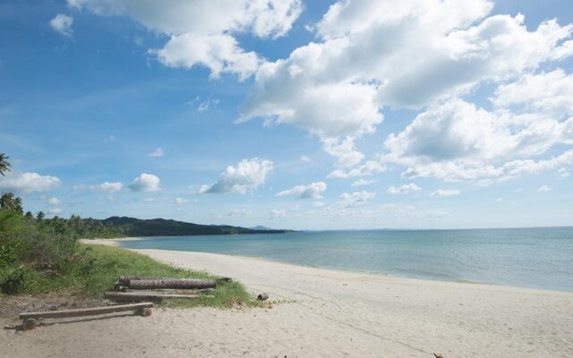 Footprints Beach Resort