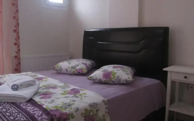 Zena House Bornova