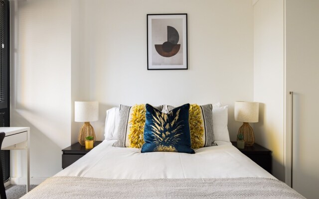 The Liverpool Street Apartments