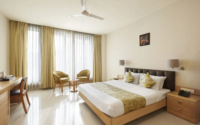 Monday Hotels Mahape