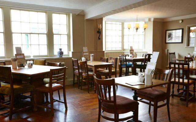 Red Lion Hotel by Greene King Inns