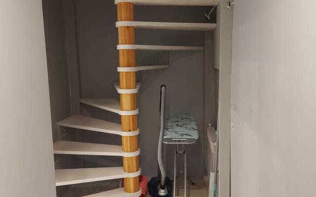 Апартаменты Турист на улице Оплеснина 13