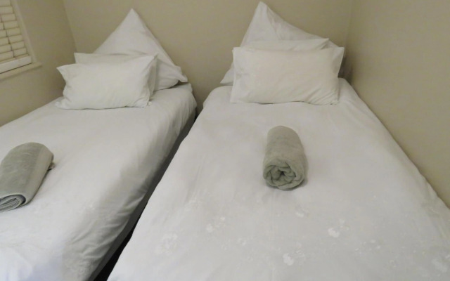 2 Bronze Beach Umhlanga