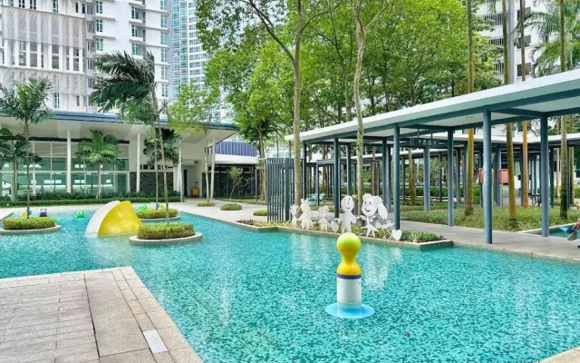 Medini Signature Legoland By Stayrene
