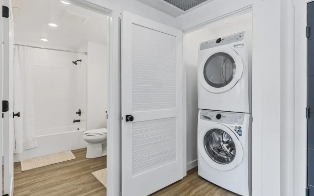 Starlight Crossing 4 Bedroom Condo