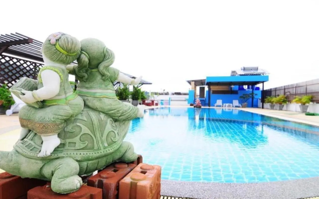 Hawaii Patong Hotel