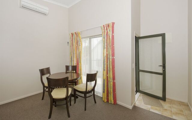 Walmsley Lodge Motel