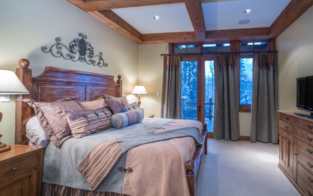 Autumn Ridge by Exceptional Stays