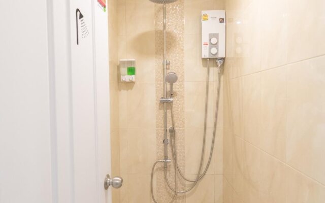Naratel Hostel Bangkok
