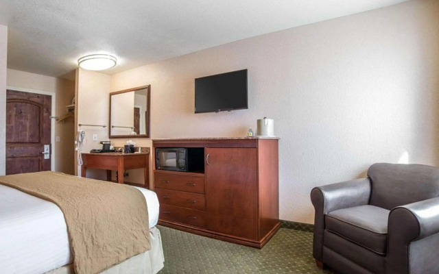 Quality Inn Winnemucca - Model T Casino