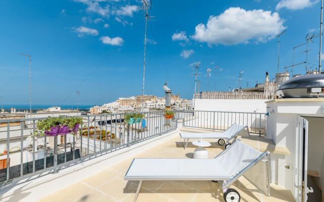 Olivia in Wonderland by Wonderful Italy