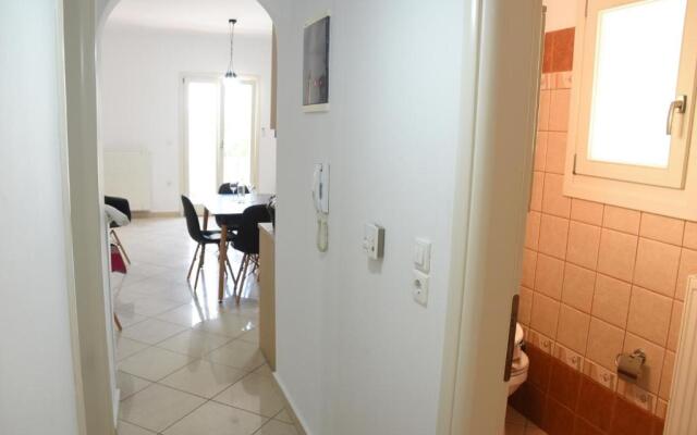 Little Yard Studios & Apartments #1