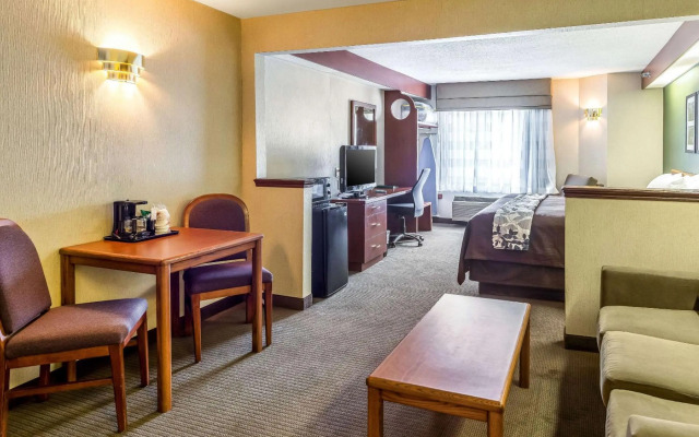 Sleep Inn & Suites Bay View Acme - Travers City